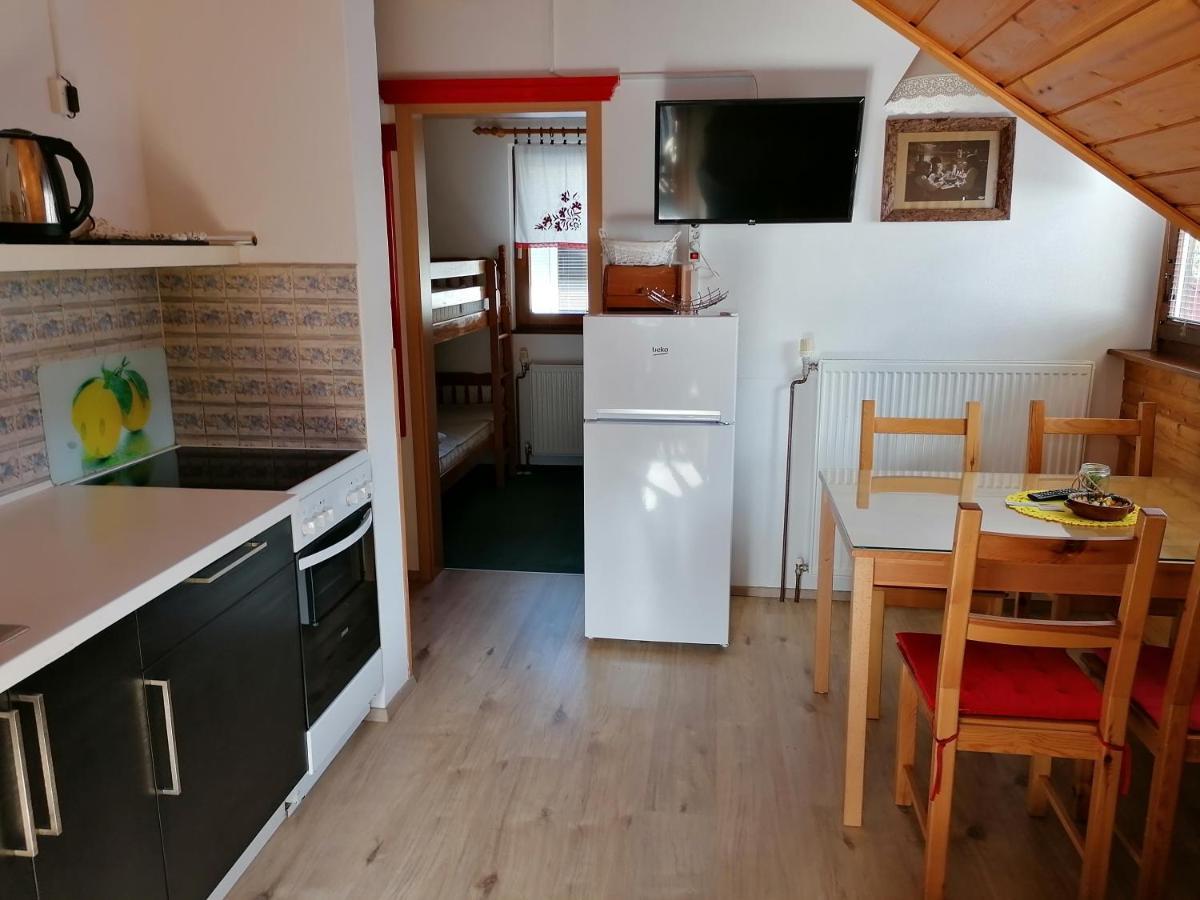 Apartments & Rooms Smucka Краньска Гора Экстерьер фото