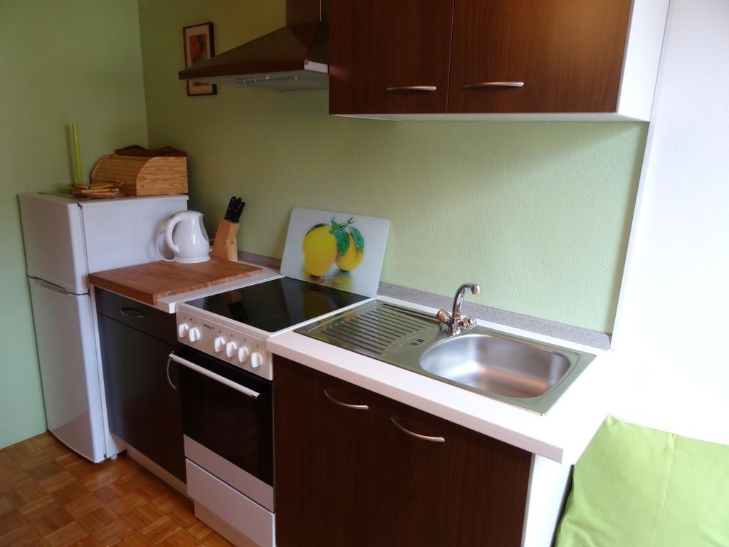 Apartments & Rooms Smucka Краньска Гора Номер фото